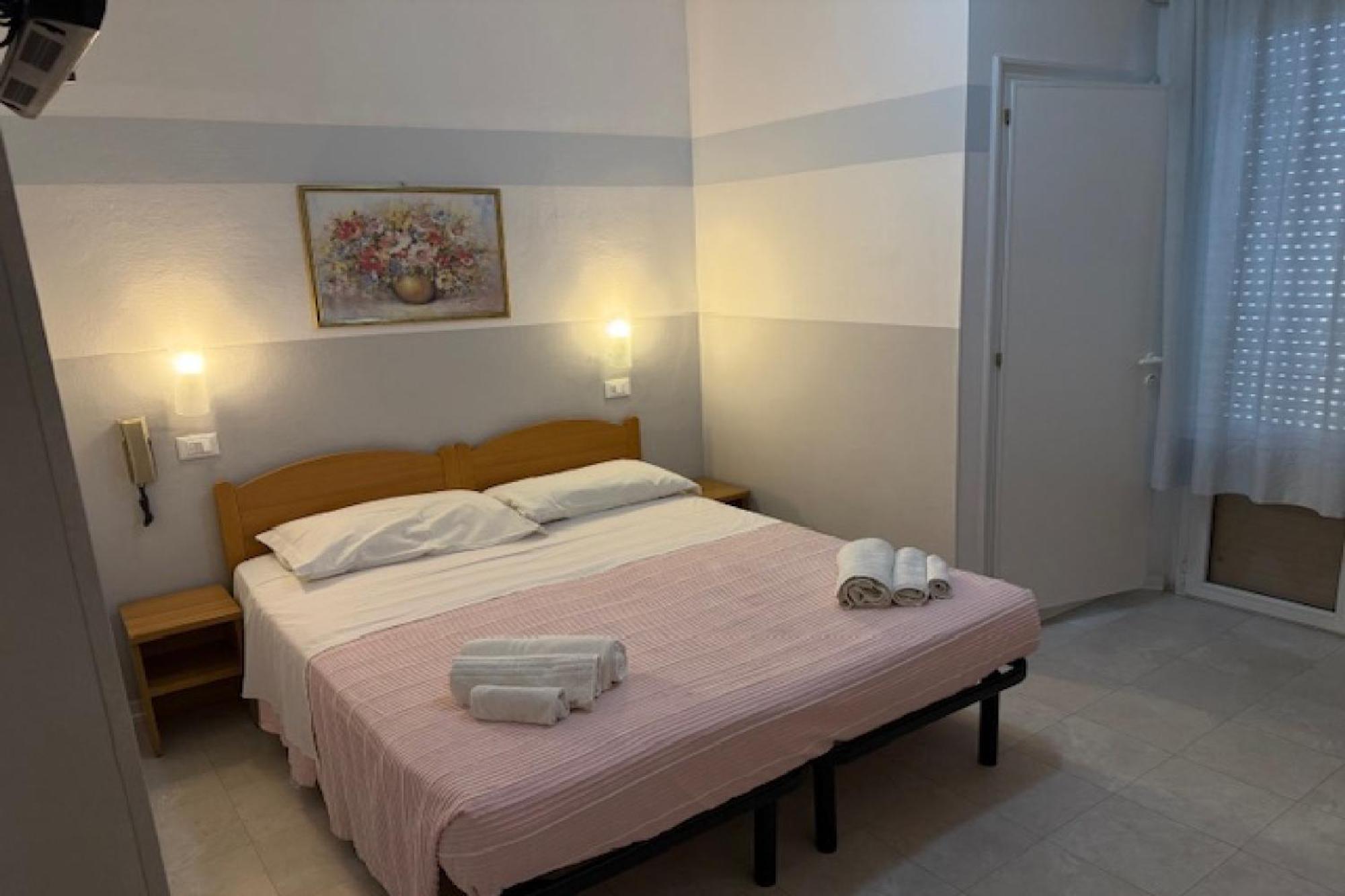 Hotel Nives Rimini Exterior photo